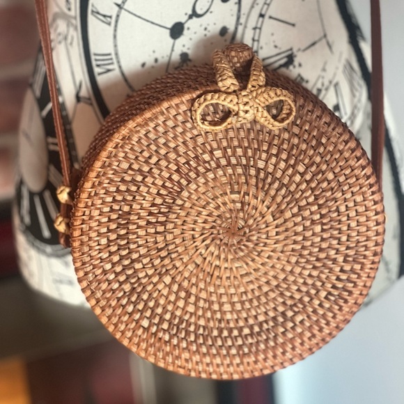 Cross body Straw woven purse - Picture 2 of 7